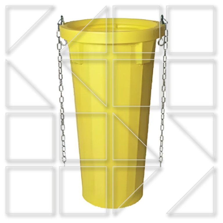 RUBBISH CHUTE WITH CHAINS